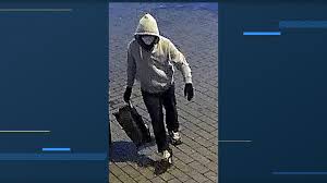 We try hard to publish content from viewpoints across the entire political spectrum. H5wrpgf 5o4w0m