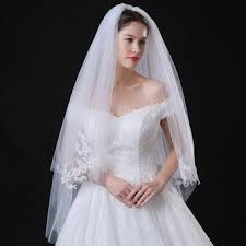 Maybe you would like to learn more about one of these? Brauthochzeitsschleier Kurzer Schleier Der Schleierspitzenweissschleier Bedeckt 7kleid