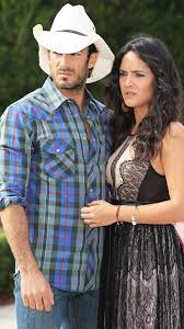 We did not find results for: Arturo Y Sofia Tierradereyes Tierra De Reyes Susurradores Aaron Diaz Kimberly Dos Ramos Letters To Juliet