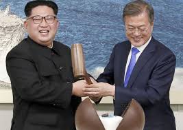Di satu negara dan makan di negara lainnya, terus apakah kalian tau kalo perbatasan antara korea utara dan korea selatan itu. Kenapa Korea Utara Tak Berdamai Saja Dengan Korea Selatan