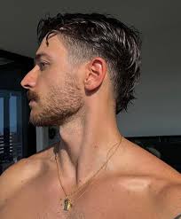 Jorge Gurrola (jorgeeserranonn)