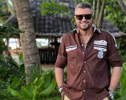 Catalin botezatu si dana opsitaru. Cine A Fost Prima Iubire A Lui CÄƒtÄƒlin Botezatu Femeia Era CÄƒsÄƒtoritÄƒ Dar È™i Mai Mare Decat El Spynews Ro