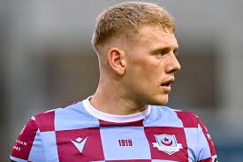 Brilliant Down run rings around shell-shocked champions