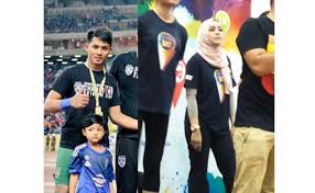 Van wikipedia, de gratis encyclopedie. Sweet Sangat Mia Ahmad Dan Izham Tarmizi Patut Izham Hebat Masa Final Piala Fa Rupanya Mia Ahmad Ada Buat Kejutan Paling Sweet Ola Bola