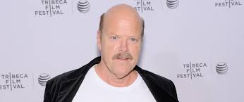 Rex linn and reba mcentire are dating and getting to know each other in a socially distanced way, she we had dinner with rex, was it in january? Who Is The Principal On Young Sheldon Details On Actor Rex Linn