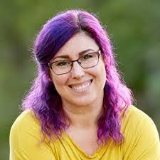 Caitlyn Crain's Instagram, Twitter & Facebook