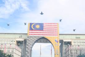 Perbarisan dan perarakan sambutan hari kebangsaan 2018. Mindef Malaysia On Twitter Antara Aset Aset Angkatan Tentera Malaysia Yang Turut Terlibat Dalam Perbarisan Dan Perarakan Sempena Sambutan Hari Kebangsaan 2018 Di Dataran Putrajaya Sayangimalaysiaku Https T Co Kokp25gzpq