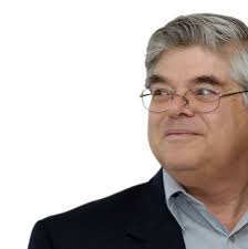 Cassini images show moon