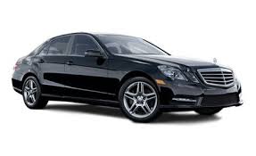 It only comes as a sedan, but the a6 has a powerful engine, a luxurious interior, spacious seats, and an intuitive infotainment system. 2013 Mercedes Benz E Class E 350 Sport Bluetec 4dr Sdn Rwd Features And Specs