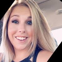 Elizabeth Yoshimura's Instagram, Twitter & Facebook