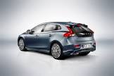 VOLVO-V40