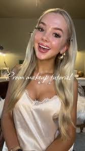 Shelby Schafer's Instagram, Twitter & Facebook