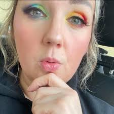 This combo is a straight 10/10! I love mixing Rumchata and Blackberry Crown  for a Blackberry cobbler shot- but this combo tastes like blackberry  cobbler with that little bit of melted ice