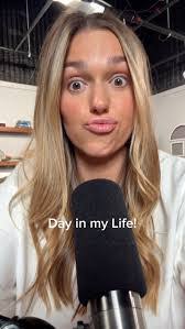 Heidi Kerns's Instagram, Twitter & Facebook