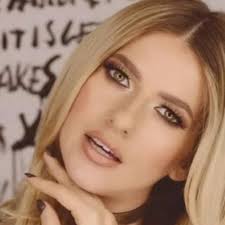 Watch the official music video for #cuochiiaiaverzi performed by lidia buble looking for a new jam ? Lidia Buble Mi E Bine By Mevr Elm