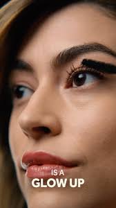 colinalexanderofficial and I have been hitting the gym extra hard for this  one! Big ups to the team for making us an acrylic box and bringing in so  many fun toys for