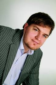 Daniel Schlicht › PAGE online