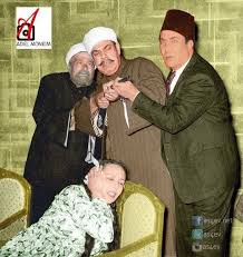 صورة من إحدى روايات مسرح رمسيس تجمع يوسف وهبى وسراج منير ومنسى فهمى وأمينة رزق تم تلوينها بواسطة أصحاب للأبد لح Egyptian Actress Movie Stars Historical Figures