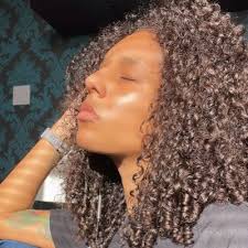 Phoebe Jackson-Edwards (@PhoebeJackson91)