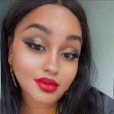 Pay attention class! We need all eyes 👀 over here! 600 𝙨𝙥𝙞𝙣𝙨 𝘼𝙉𝘿 1  𝘽𝙞𝙡𝙡𝙞𝙤𝙣 𝙘𝙤𝙞𝙣𝙨 𝙘𝙤𝙪𝙡𝙙 𝙗𝙚 𝙔𝙊𝙐𝙍𝙎! Can you spot which  two teachers TRULY match for a chance to win!?