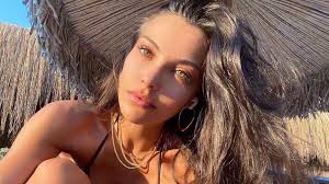 Ünlü oyuncu tuvana türkay dün gece başlayan kapıt ev dizisinde mükemmel oyunculuğunu konuşturdu. Tuvana Turkay Isyan Etti Ulkeyi Terk Ederim Magazin Haberleri