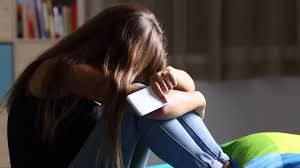 Fran Rivera: Bullfighter sparks revenge porn row in Spain - BBC News