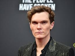 29 LGBTQ Celebrities, Actors, Reality Stars Who Came Out in 2022