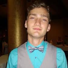 riley benson (@falconzrb)