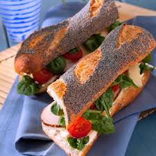 Decouvrez La Recette Du Sandwich Baguette Pavot A La Dinde Fumee Recettes De Cuisine Recette Sandwich Recette