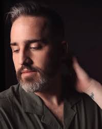 Crédit photo : @ewilia_na 📸✨ Merci à toi pour tout ce que tu fais 💛🌈  #photograph #photographer #photonature #studio #studiophotography #gaymer  #gamer #gayboy