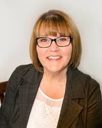 Lori Carlson's Instagram, Twitter & Facebook