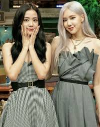 Watch the teaser video here! Blackpinkofficial Blackpink Rose Lisa Jennie Jisoo Fotos Actuales Chaesoo Blackpink Fashion Blackpink Rose Black Pink Kpop