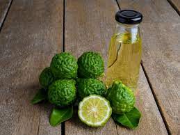 This essential oil increases blood flow to your. The Best Essential Oils For Hair Growth Do They Work