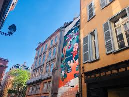 Conçu, lors de sa rénovation, en 1997, comme un grand centre de la connaissance des civilisations asiatiques au cœur de l'europe. Die Sehenswurdigkeiten Von Toulouse Reisen Exclusiv