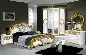 Dimensionamento camera da letto camera a ponte xl con letto matrimoniale contenitore. Camera Da Letto Sara White 04 Finiture Decorazioni Bianco Oro