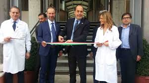 Dal 1º luglio 1994 l'ospedale è diventato ospedale di rilievo nazionale e di alta specializzazione, a seguito dei riconoscimenti ottenuti nelle attività ad elevata specializzazione presenti, quali: Sanita Ospedale San Filippo Neri Zingaretti Inaugura Nuovi Reparti E Servizi Meridiana Notizie