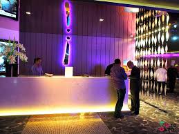 Chains and multiple restaurants such as food republic food court, din tai fung, kfc, mcdonald's, texas chicken and carl's jr. Indulge In Tgv Cinemas 1 Utama Pureglutton