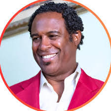 Lonnie Gilmore's Instagram, Twitter & Facebook