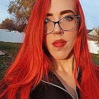 Lorrie Browning's Instagram, Twitter & Facebook