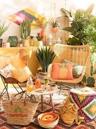 28 Stunning Fall Patio Decor Ideas On A Budget Tropical Home Decor Fall Patio Decor Tropical Decor