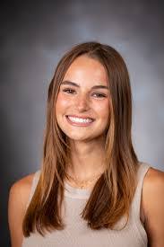 Anna Guber's Instagram, Twitter & Facebook