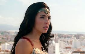 Gal gadot was then a former combat instructor when she was part of the israel defence forces for during high school, gal gadot took up biology as her major and was keen on sports, specifically. Wonder Woman Actress Gal Gadot Details How She Cut Top Off Her Finger