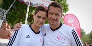 Her birthday, what she did before fame, her family life, fun trivia facts, popularity rankings, and more. Gorbicz Anita Vs Vincze Otto Hihetetlen Video Nb1 Hu
