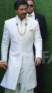 In which he has congratulated team india for the victory. Ramadan 2021 Get Schooled From Shahrukh Khan How To Flaunt Sherwani