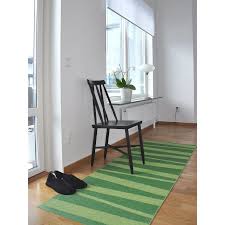 tapis de couloir design are zebre vert sofie sjostrom 70x200 tapis zebre tapis couloir tapis marron