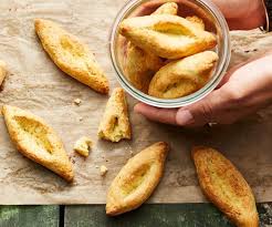 Navettes Salees Au Thym Recette En 2020 Idee Recette Recette Thym