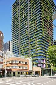 Forming the centerpiece of sydney's carlton & united brewery development, 'one central park' climbs to a height of 116 meters, boasting what has been referred to as 'the world's tallest vertical garden'. One Central Park Sydney Architekturobjekte Heinze De