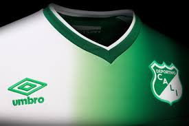 Colombia's asociación deportivo cali are expected to wear their newly released 2015 umbro home kit when they meet la equidad in round 2 of the categoría primera a season later today. Deportivo Cali 2017 Umbro Home And Away Shirts 17 18 Kits Football Shirt Blog
