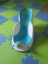 It provides parents with a smooth way to wash and pamper their baby. Aqua Angelcare Soft Touch Mini Baby Bath Support Bathing Konozsigns Com