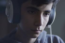 Sumail was a member of the evil geniuses team that won the international 2015. Sumail Growing Up In Pakistan I Sold My Bike To Be Able To Play Dota For More Hours Dota Blast Dota Blast